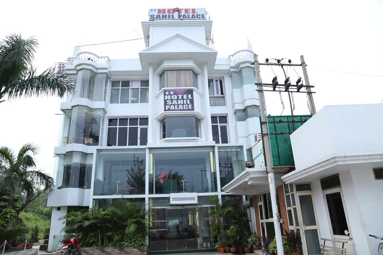 Hotel Sahil Palace Rupnagar  エクステリア 写真